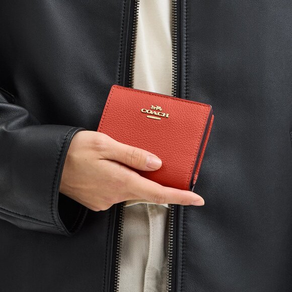 Snap Wallet With Charm - Picture 4 of 7